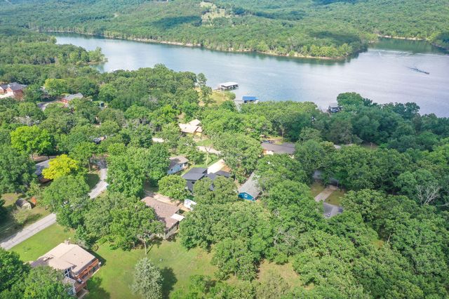 5 Treetop Drive, Kimberling City, MO 65686