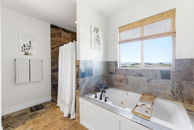 223 N RANCH RD, Farmington, UT 84025