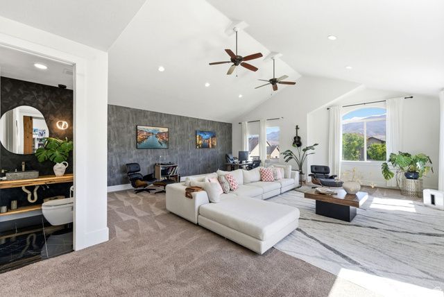 223 N RANCH RD, Farmington, UT 84025