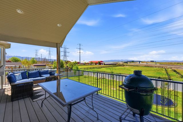 223 N RANCH RD, Farmington, UT 84025
