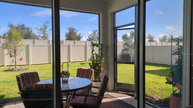 5324 GROVE MILL LOOP, Lakewood Ranch, FL 34211