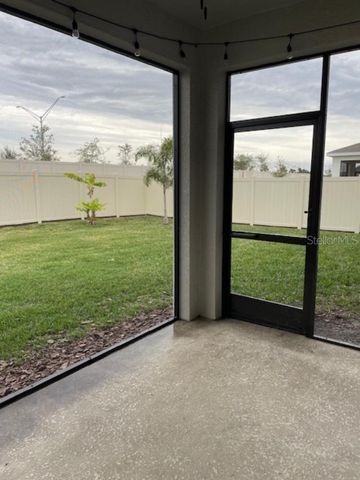 5324 GROVE MILL LOOP, Lakewood Ranch, FL 34211