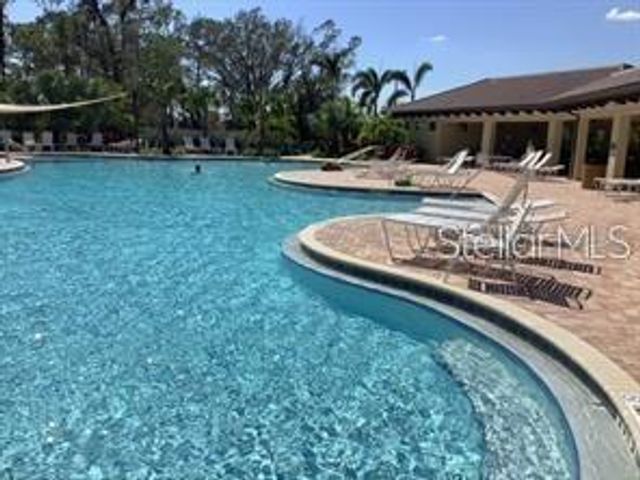 5324 GROVE MILL LOOP, Lakewood Ranch, FL 34211