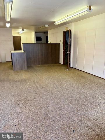 323 N HOBART ST, Gordon, PA 17936