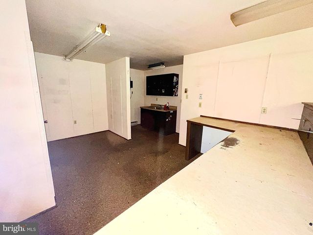 323 N HOBART ST, Gordon, PA 17936