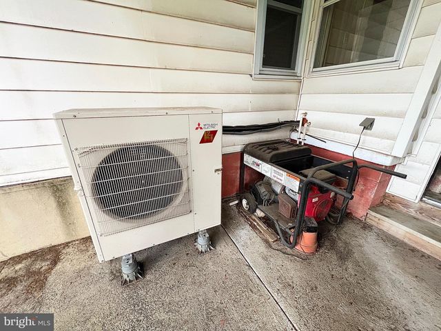 323 N HOBART ST, Gordon, PA 17936