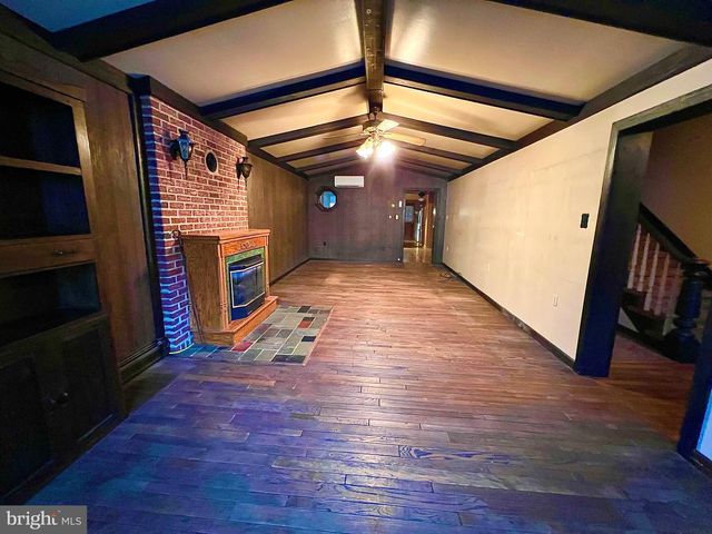 323 N HOBART ST, Gordon, PA 17936