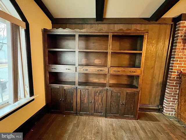 323 N HOBART ST, Gordon, PA 17936