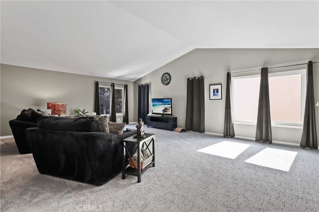 22701 Foxridge, Mission Viejo, CA 92692