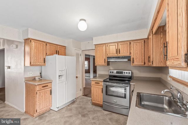 313 ROYAL OAK AVE, Cherry Hill, NJ 08002