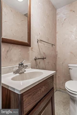 313 ROYAL OAK AVE, Cherry Hill, NJ 08002