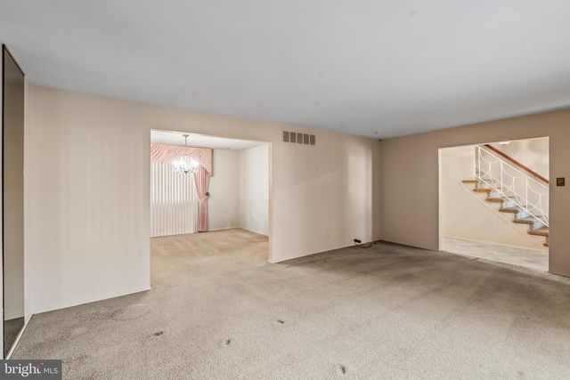 313 ROYAL OAK AVE, Cherry Hill, NJ 08002