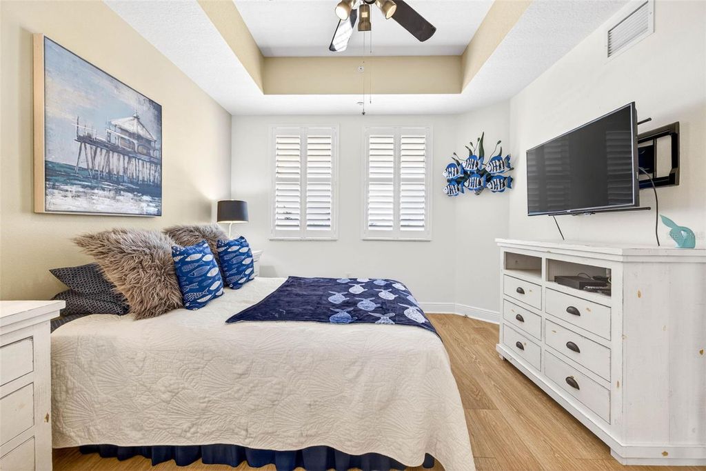 Image 22 of property listing at 17717 GULF BOULEVARD 401, Redington Shores, FL 33708