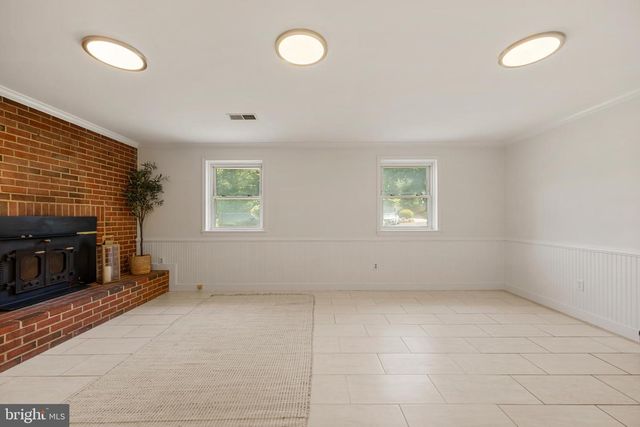 6800 SETON CT, Springfield, VA 22152