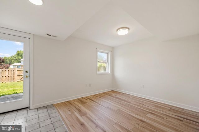 6800 SETON CT, Springfield, VA 22152