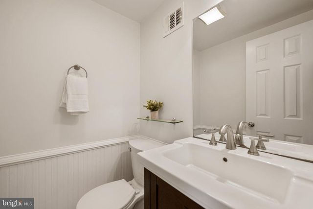 6800 SETON CT, Springfield, VA 22152