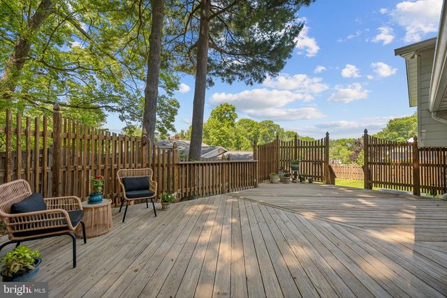 6800 SETON CT, Springfield, VA 22152