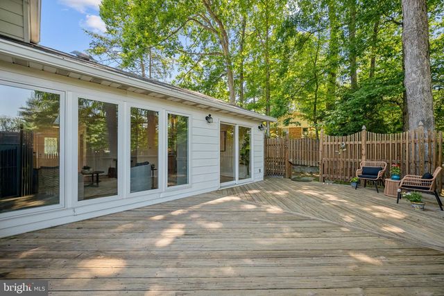 6800 SETON CT, Springfield, VA 22152