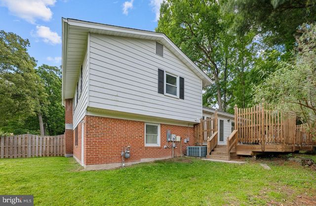 6800 SETON CT, Springfield, VA 22152