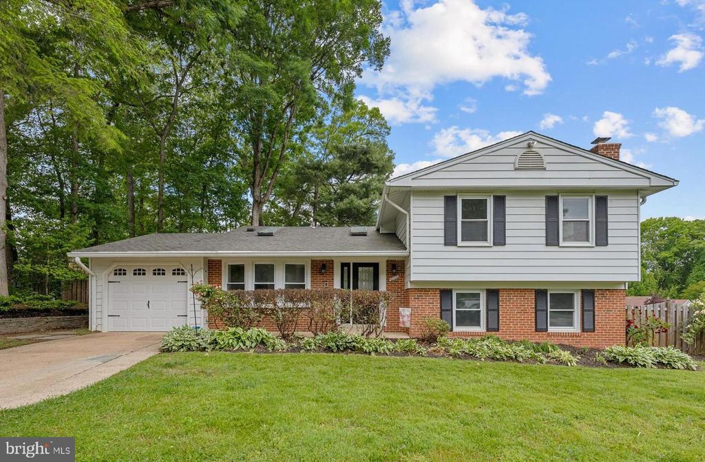 6800 SETON CT, Springfield, VA 22152