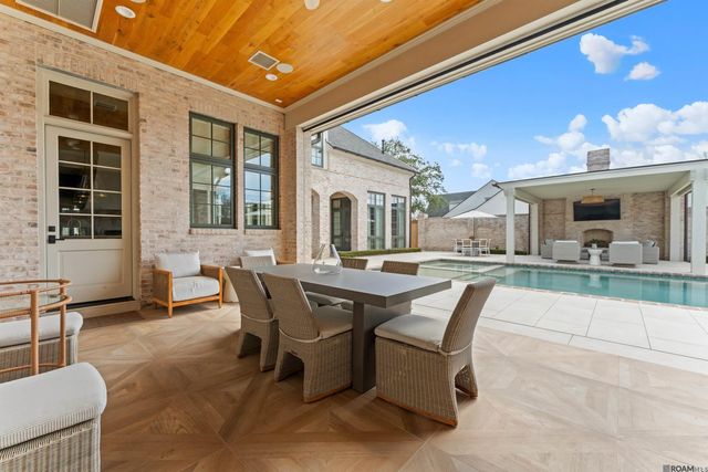 3234 Fritchie Dr, Baton Rouge, LA 70809