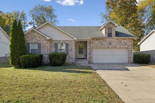 3317 S Senseney Cir, Clarksville, TN 37042
