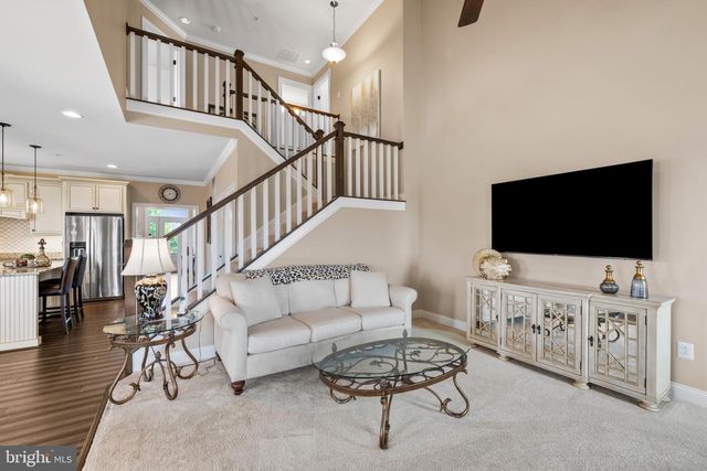 9736 CROSS RD, Perry Hall, MD 21128