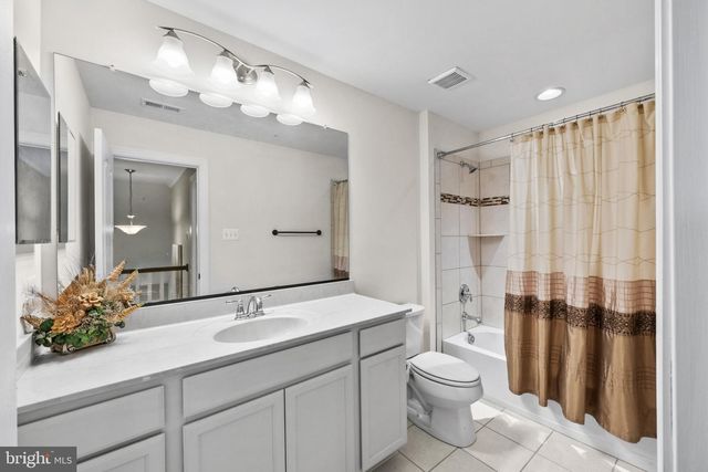 9736 CROSS RD, Perry Hall, MD 21128