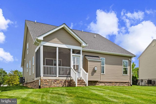 9736 CROSS RD, Perry Hall, MD 21128