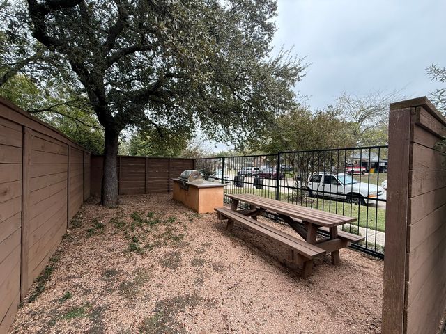 5928 Fletcher Avenue 1, Fort Worth, TX 76107