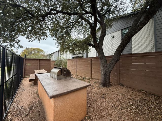 5928 Fletcher Avenue 1, Fort Worth, TX 76107