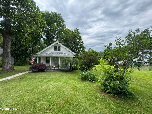23 Hill Street, Glenville, NY 12008