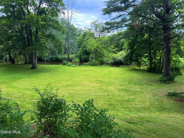 23 Hill Street, Glenville, NY 12008