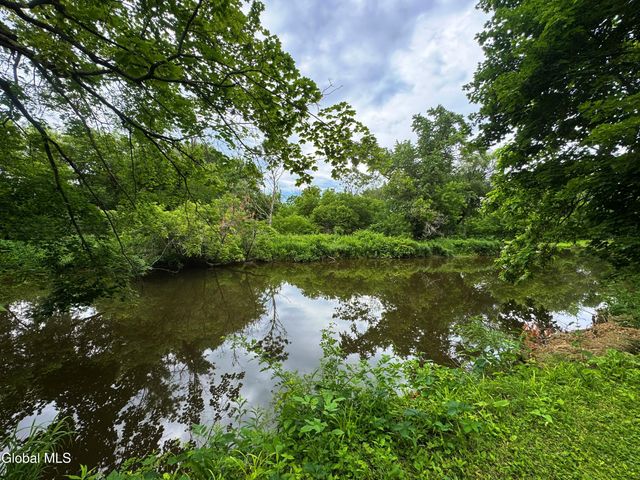 23 Hill Street, Glenville, NY 12008