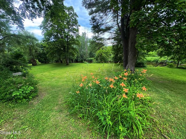 23 Hill Street, Glenville, NY 12008