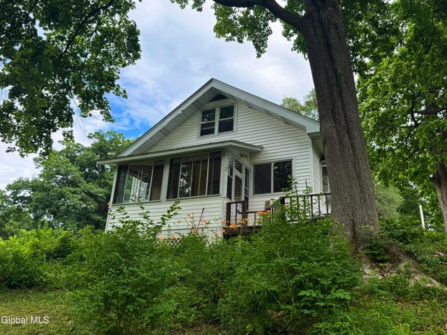 23 Hill Street, Glenville, NY 12008