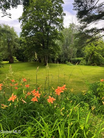 23 Hill Street, Glenville, NY 12008