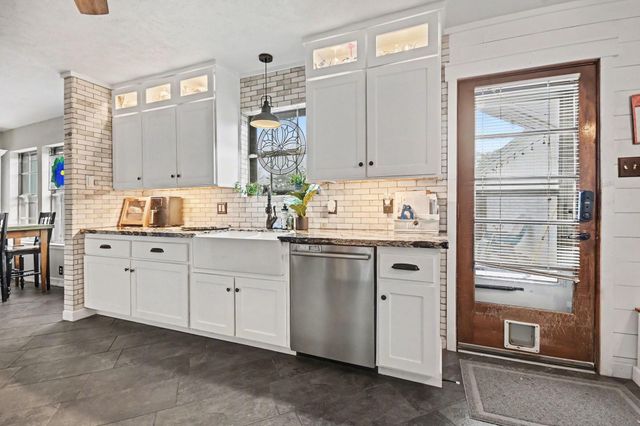 1114 Woodhorn Drive, Houston, TX 77062