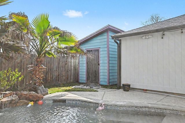 1114 Woodhorn Drive, Houston, TX 77062