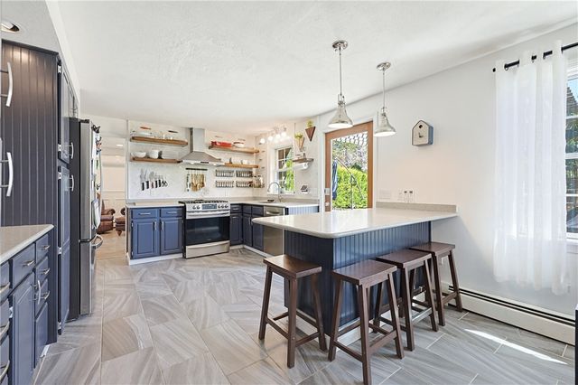 3 Fair Oaks Lane, Smithfield, RI 02828