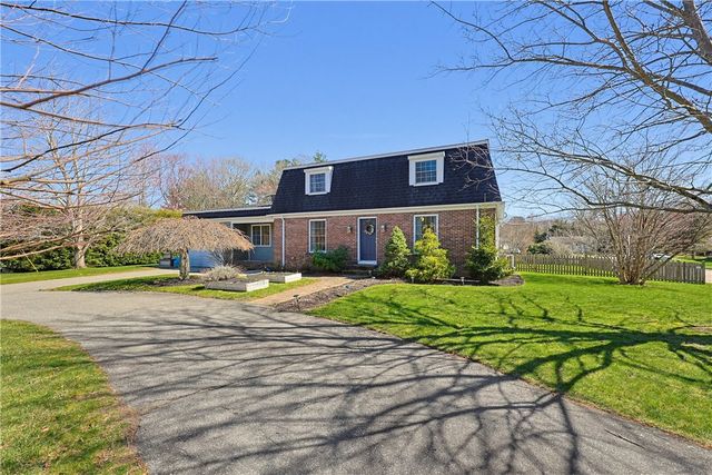 3 Fair Oaks Lane, Smithfield, RI 02828
