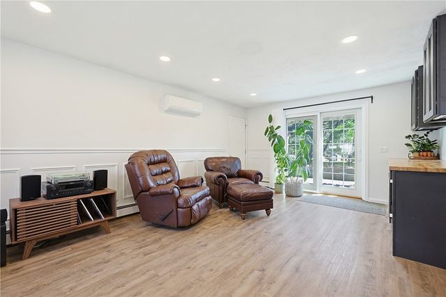 3 Fair Oaks Lane, Smithfield, RI 02828