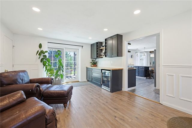 3 Fair Oaks Lane, Smithfield, RI 02828