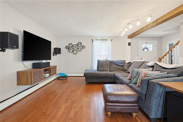 3 Fair Oaks Lane, Smithfield, RI 02828