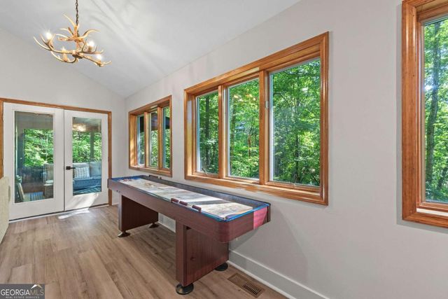 49 Baum Weg, Helen, GA 30545