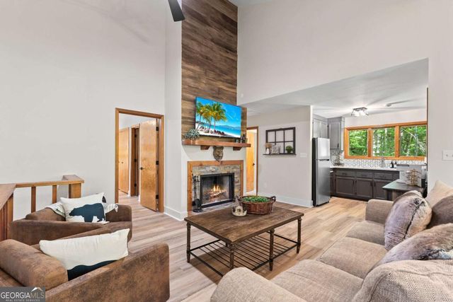 49 Baum Weg, Helen, GA 30545