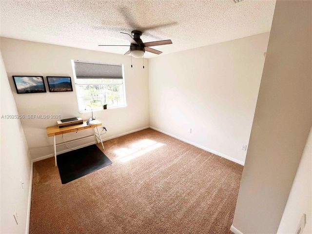 9832 NW 9th Ct, Plantation, FL 33324