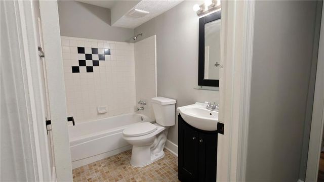 2394 Lawrenceville Highway A, Decatur, GA 30033