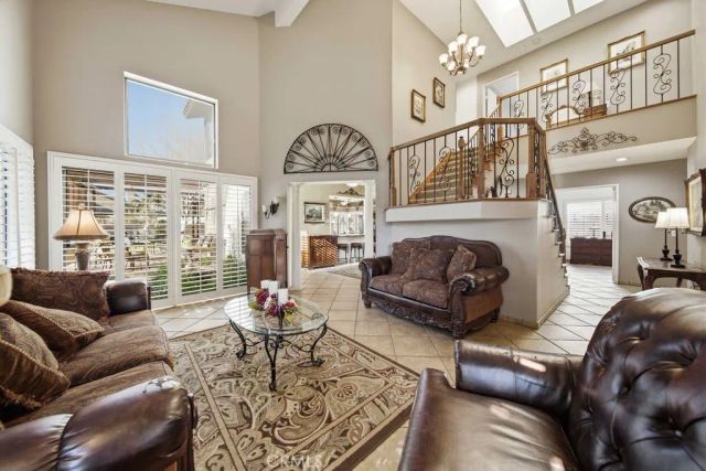 5633 W Avenue L2, Lancaster, CA 93536