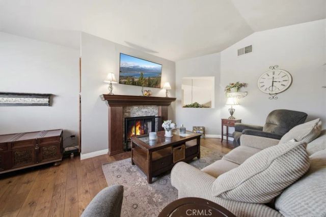 5633 W Avenue L2, Lancaster, CA 93536